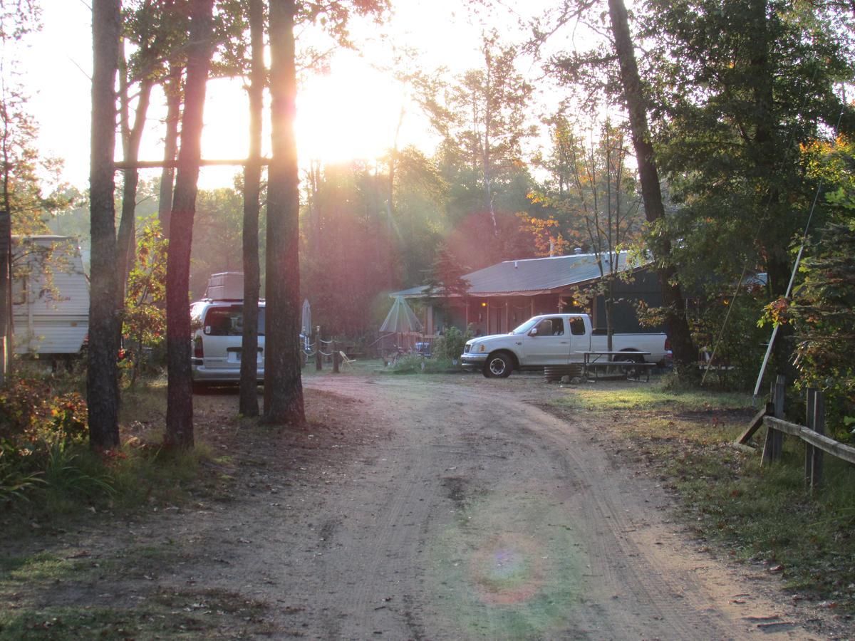 Best Bear Lodge & Campground Irons Exterior photo