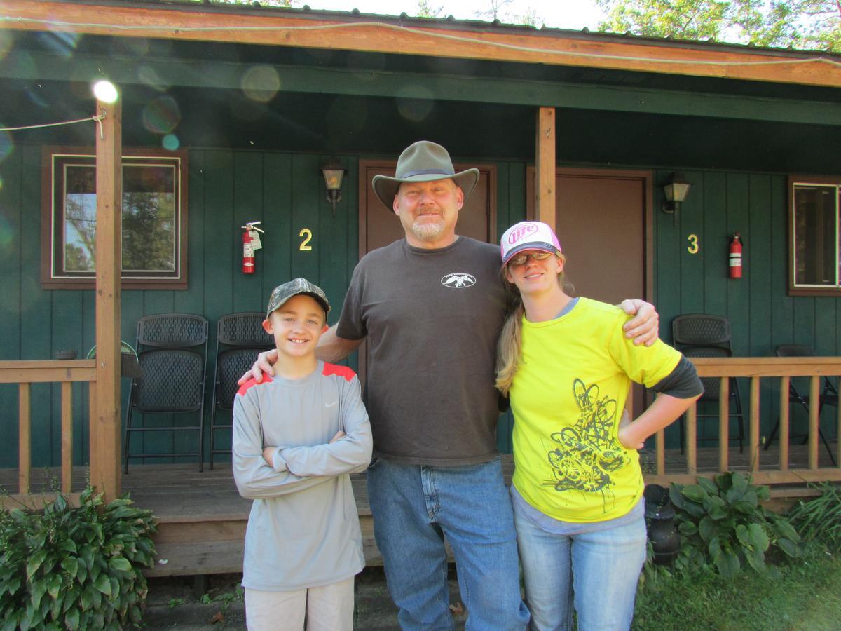 Best Bear Lodge & Campground Irons Exterior photo